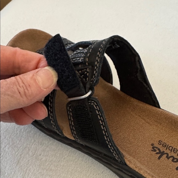Clark’s wedge sandals - Picture 8 of 11